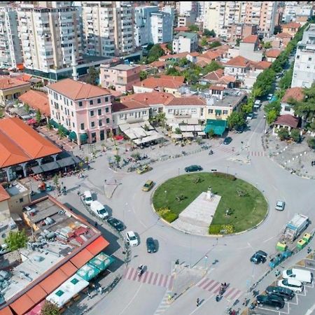 City Center Apartament, Pazari Ri Tirana Bagian luar foto