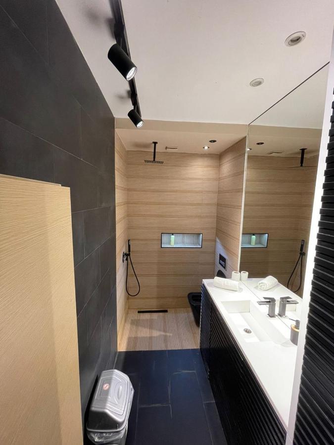 City Center Apartament, Pazari Ri Tirana Bagian luar foto