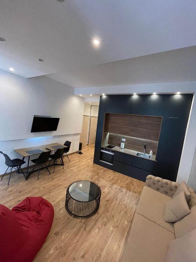 City Center Apartament, Pazari Ri Tirana Bagian luar foto